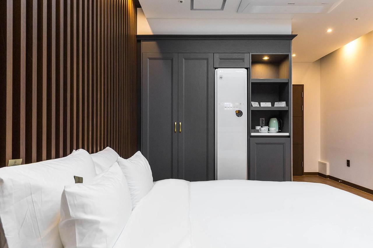 Hotel Demer Mokpo Exterior photo